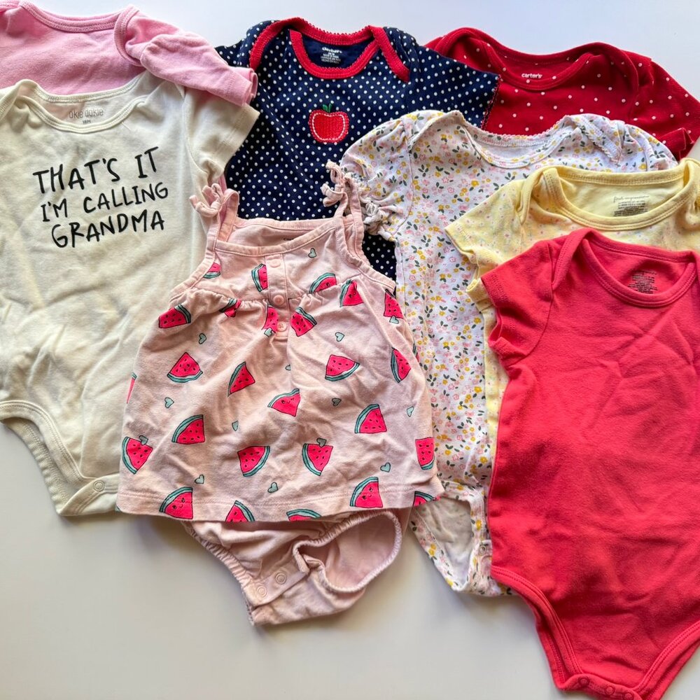 Bundle of 8 Baby Short Sleeve Bodysuits sz 18m